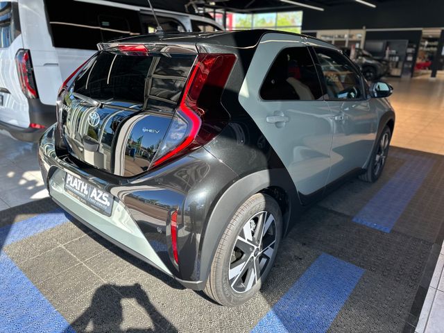 Toyota Aygo X Hybrid Teamplayer Technik Paket
