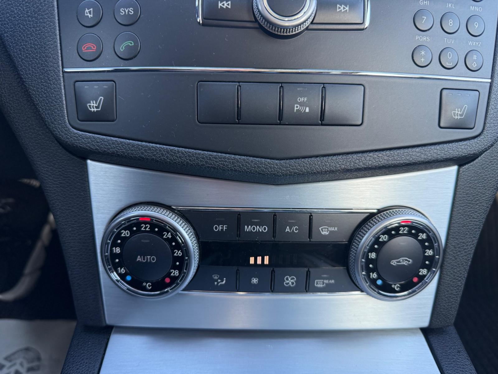 Mercedes-Benz C180 2008 — photo 21