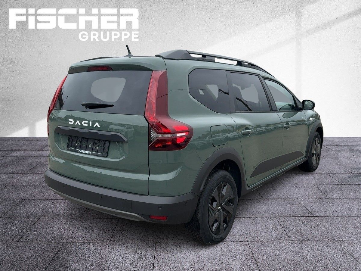 Fahrzeugabbildung Dacia Jogger Expression TCe 110 7-Sitzer SHZ Kamera
