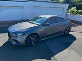 Mercedes-Benz A 200 - Limousine | Mercedes Benz Garantie | AMG