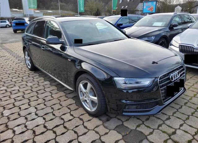 Audi A4 Avant Attraction SLine / PDC/  NAVI / Klima