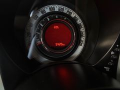 Fahrzeugabbildung Fiat 500 1.0 -- Komfortpaket/ Einparkhilfe/ 15LM