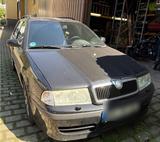 Skoda Škoda Octavia Kombi, Baujahr 2004 - Skoda Octavia aus 2004 mit Diesel-Antrieb