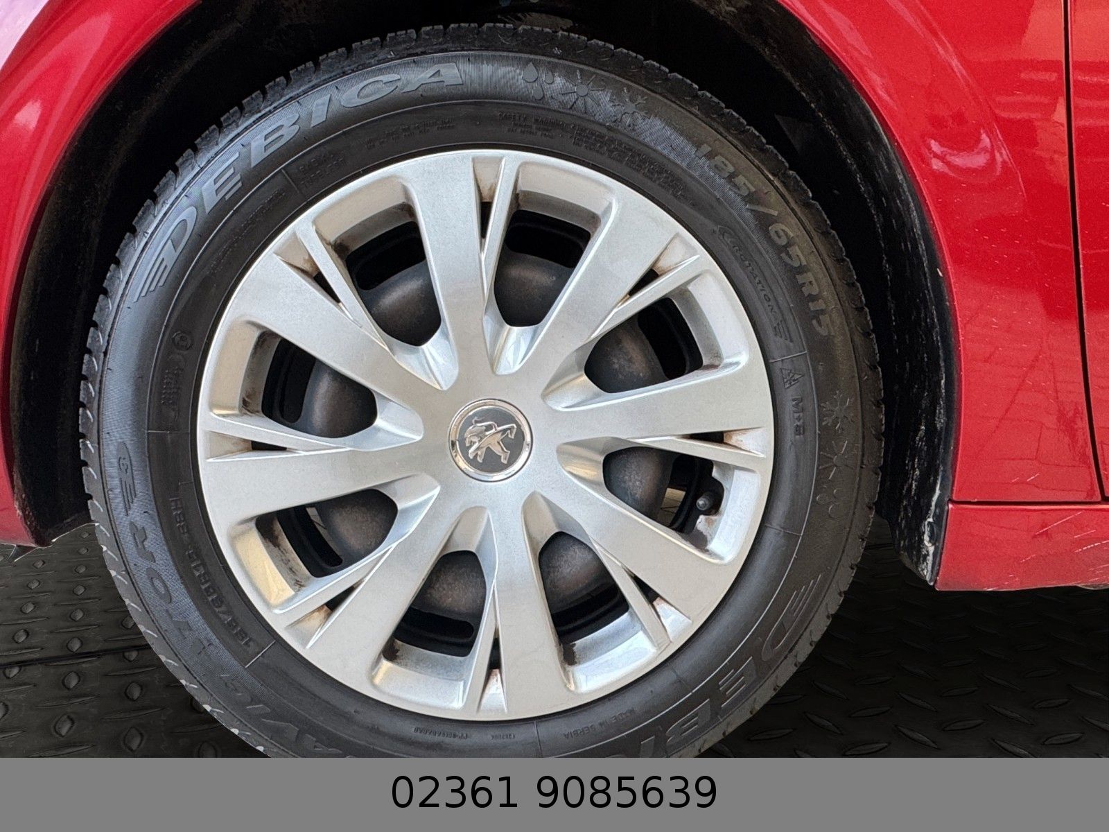 Fahrzeugabbildung Peugeot 208 Active Klima/Shz/Tempomat/Neue Allweterreife
