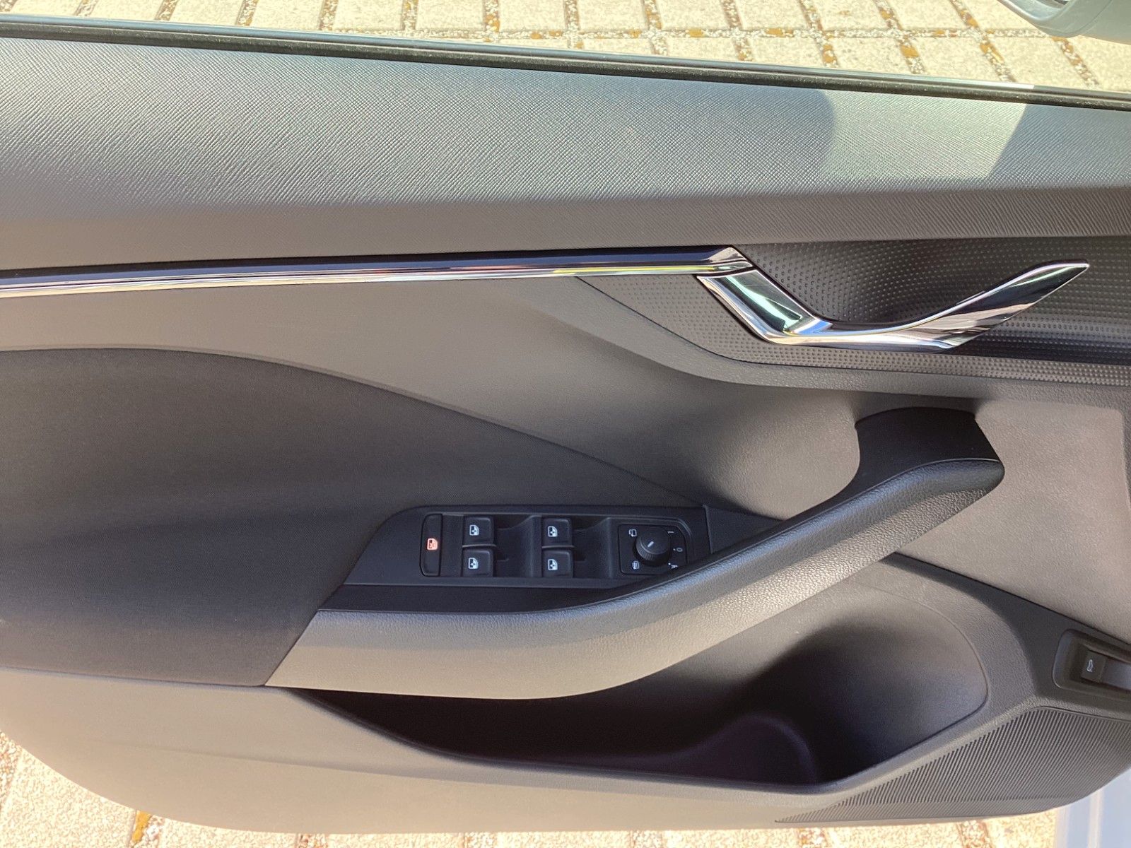 Fahrzeugabbildung SKODA Scala Clever 1.0 TSI 81 KW