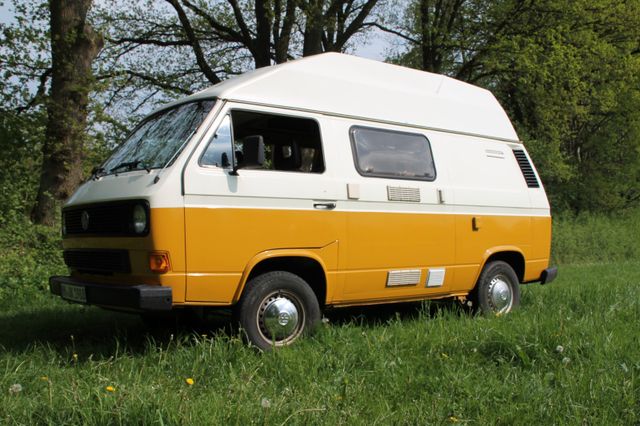 Volkswagen T3 Camper mit Hochdach