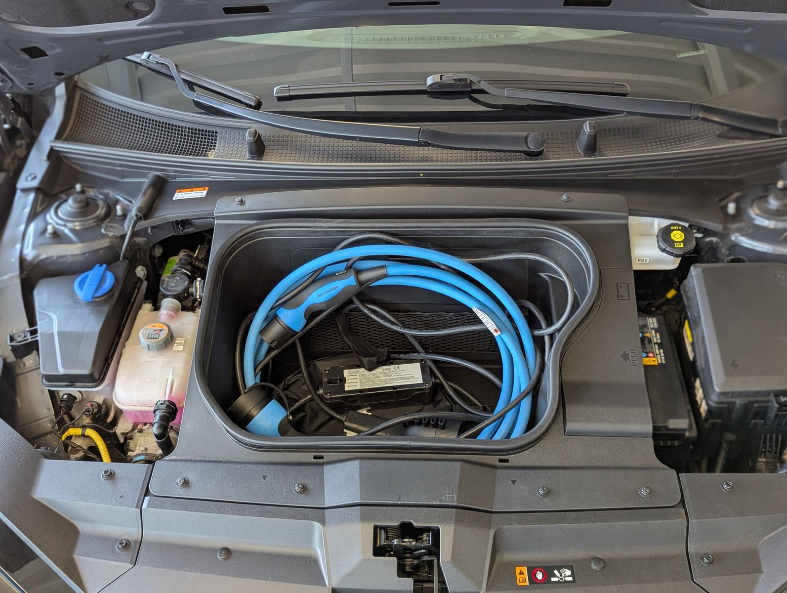 Fahrzeugabbildung Hyundai Ioniq 6 Dynamiq 77,4 kWh Kamera LED 95% SOH