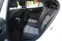 MERCEDES-BENZ GLA 200 d CDI Navi PDC Kamera Sitzhz. PanoramaSD