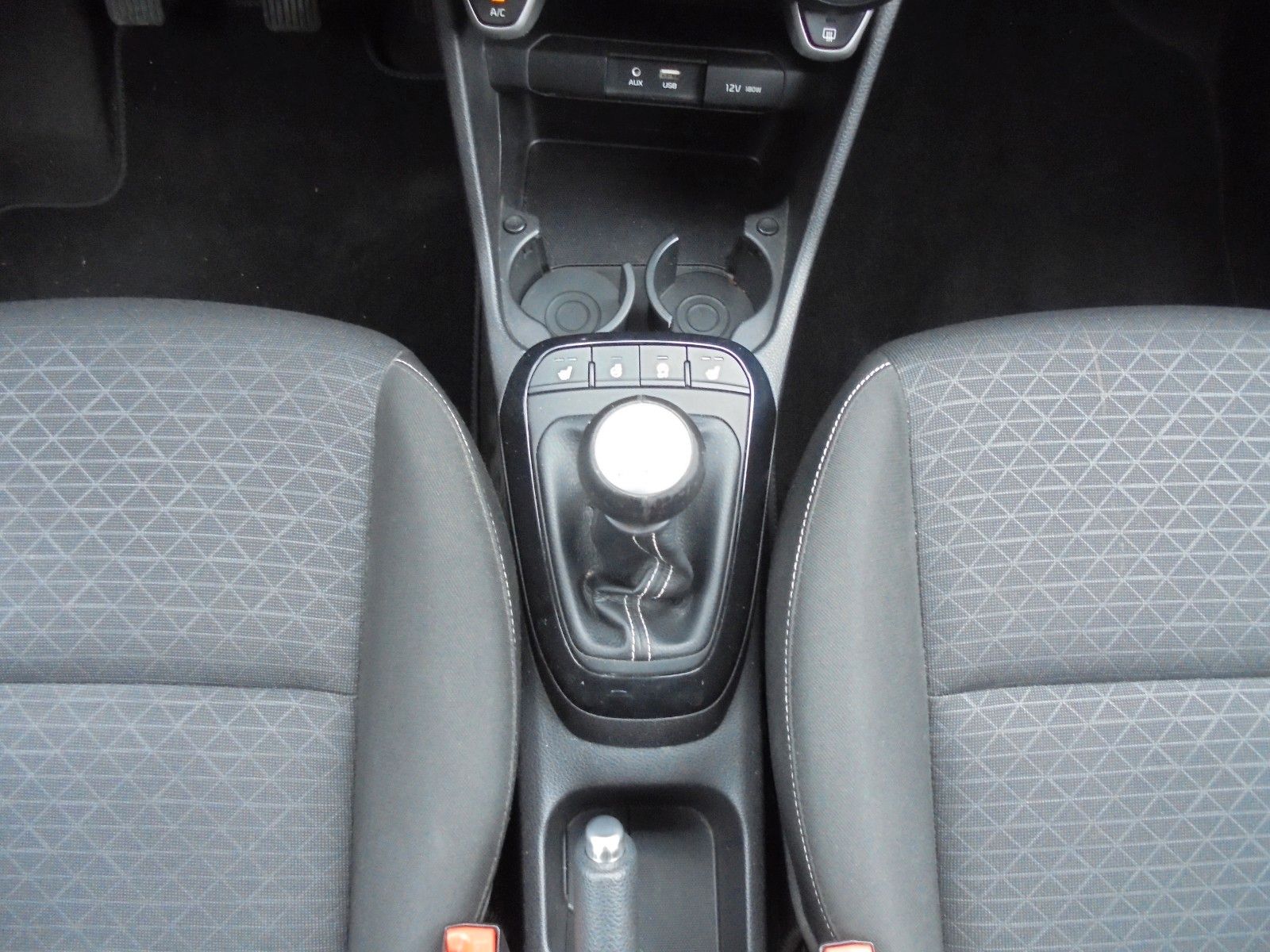 Fahrzeugabbildung Kia Picanto/Navi/Kamera/SHZ+LHZ/Service Neu/