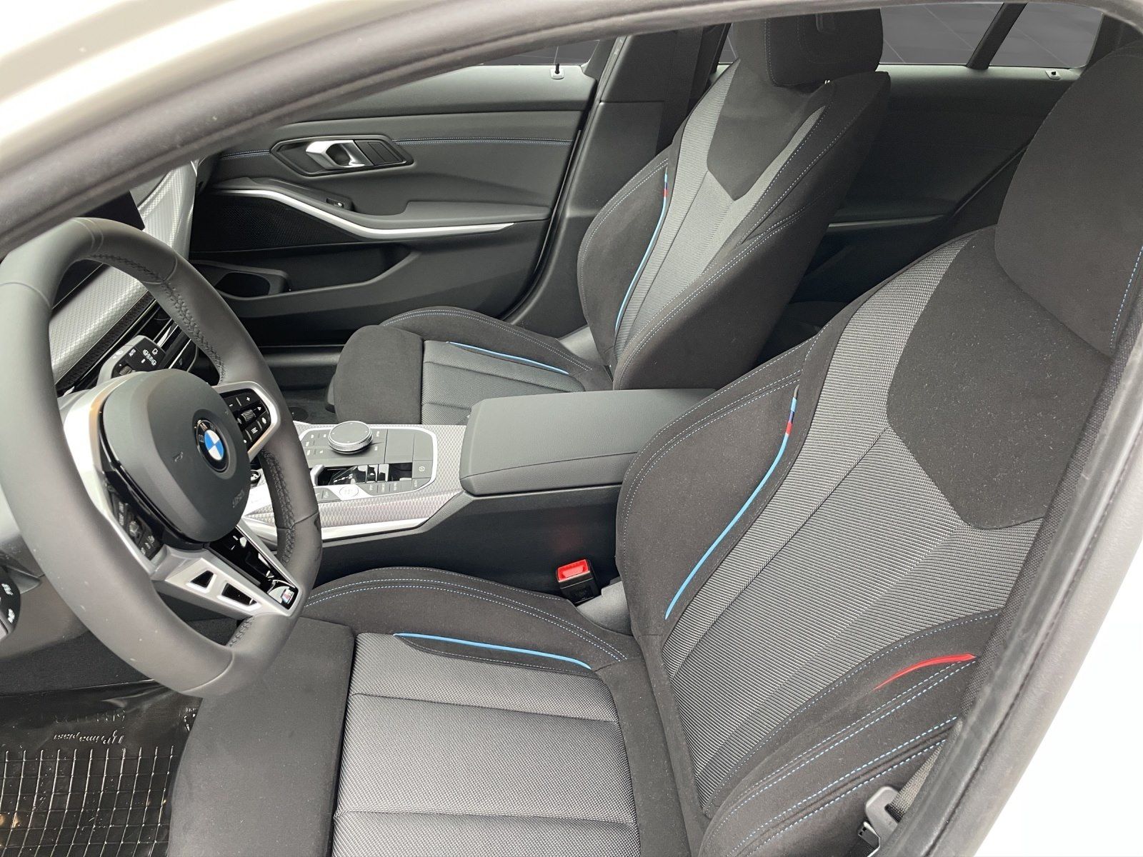 BMW 318 - Bild 11