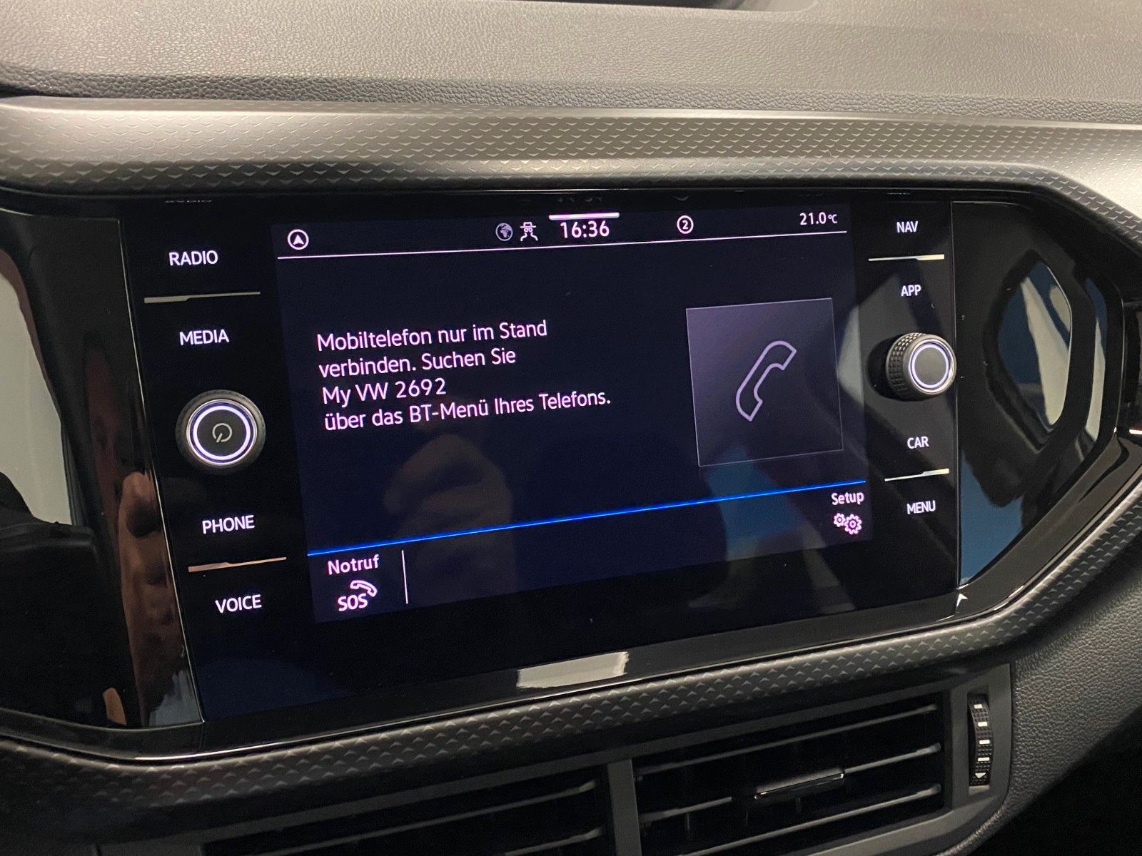 Fahrzeugabbildung Volkswagen T-Cross 1.0 TSI DSG Life+ALU 16"++PDC++TELEFON++