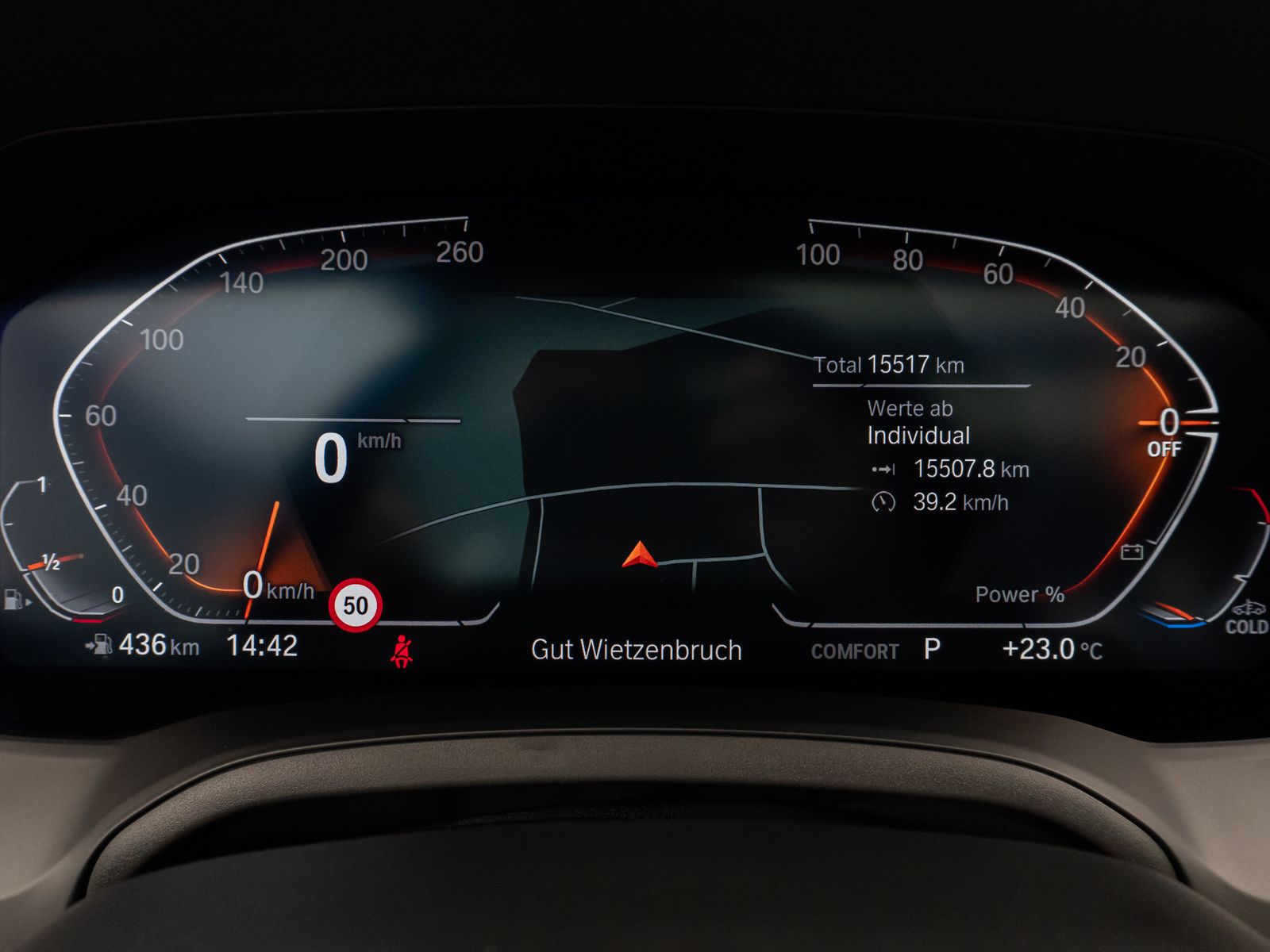 Fahrzeugabbildung BMW 320i Panorama DAB CockPitPr DrivAssist PDC Alarm