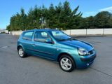 Renault Clio II Chiemsee*GARANTIE*TÜV/AU NEU*KLIMA* - Renault Clio aus 2003