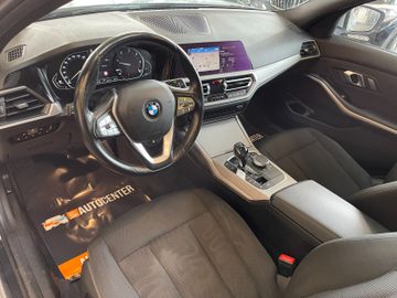 BMW 318d Touring  *1.HAND*19%MWST.*PANO*NOTRUFSYSTEM