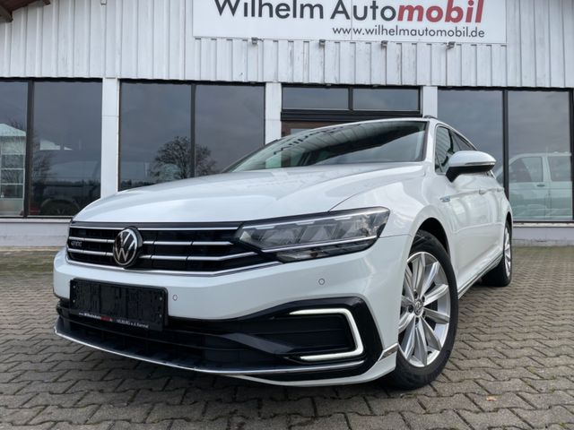 Volkswagen Passat Var. GTE ACC APP DAB+ LED AHK VZ-Erkennu.