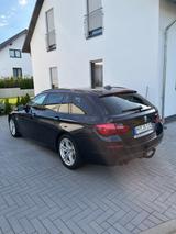 BMW 520d M-Paket*xDrive*AHK*Leder*S-Dach*HUD* - BMW 520: M Paket