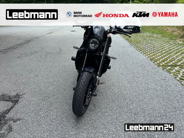 Yamaha XSR 900 viel Zubehör!