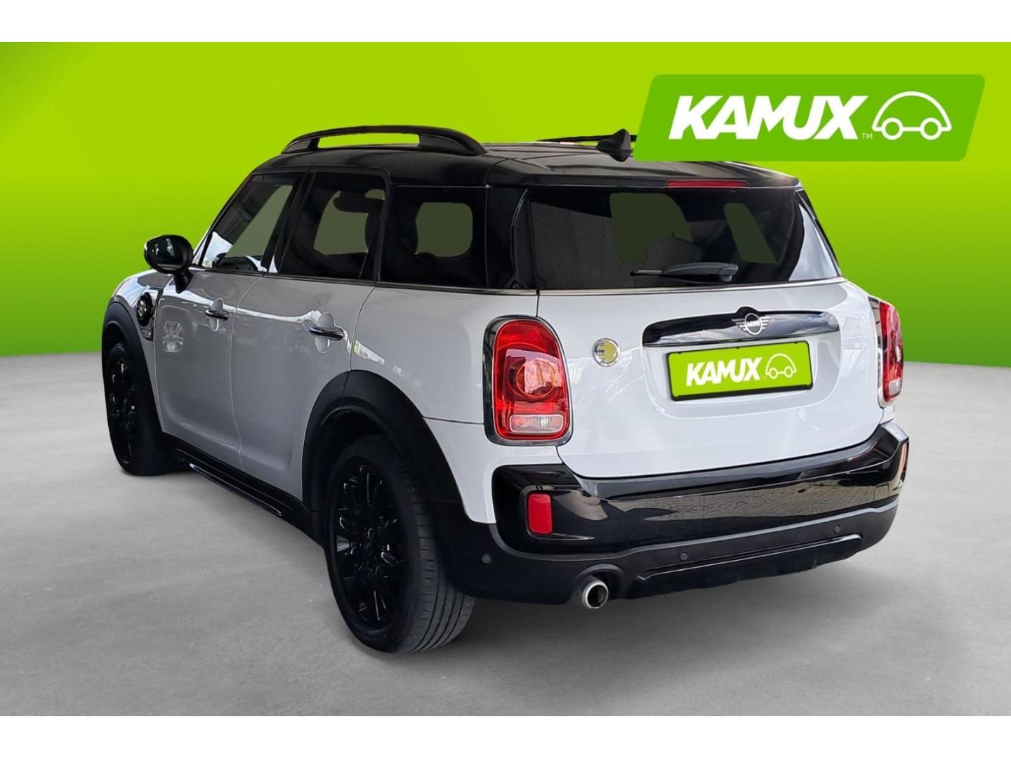 MINI Countryman SE All4 Steptronic+LED+NAVI+PDC+LEDER