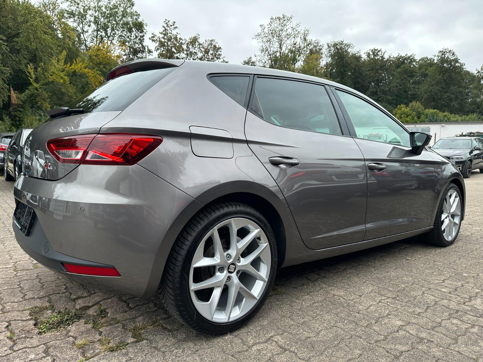 Seat Leon FR 1.HAND SHZ NAVI PDC TEMPOMAT LEDER