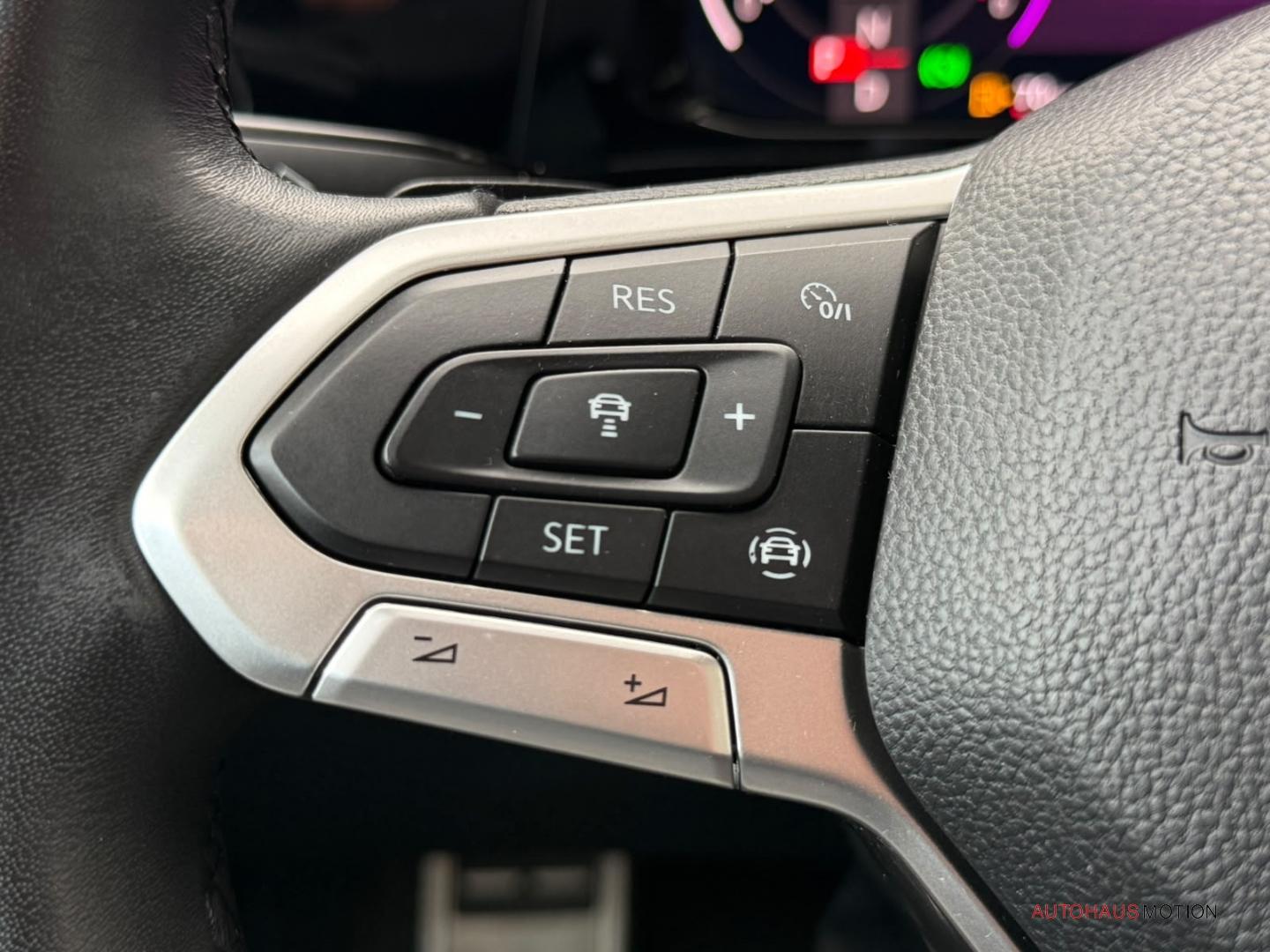 Volkswagen Golf VIII 2.0 TDI Active Navi Pro ACC Kamera LE, миниатюра 26