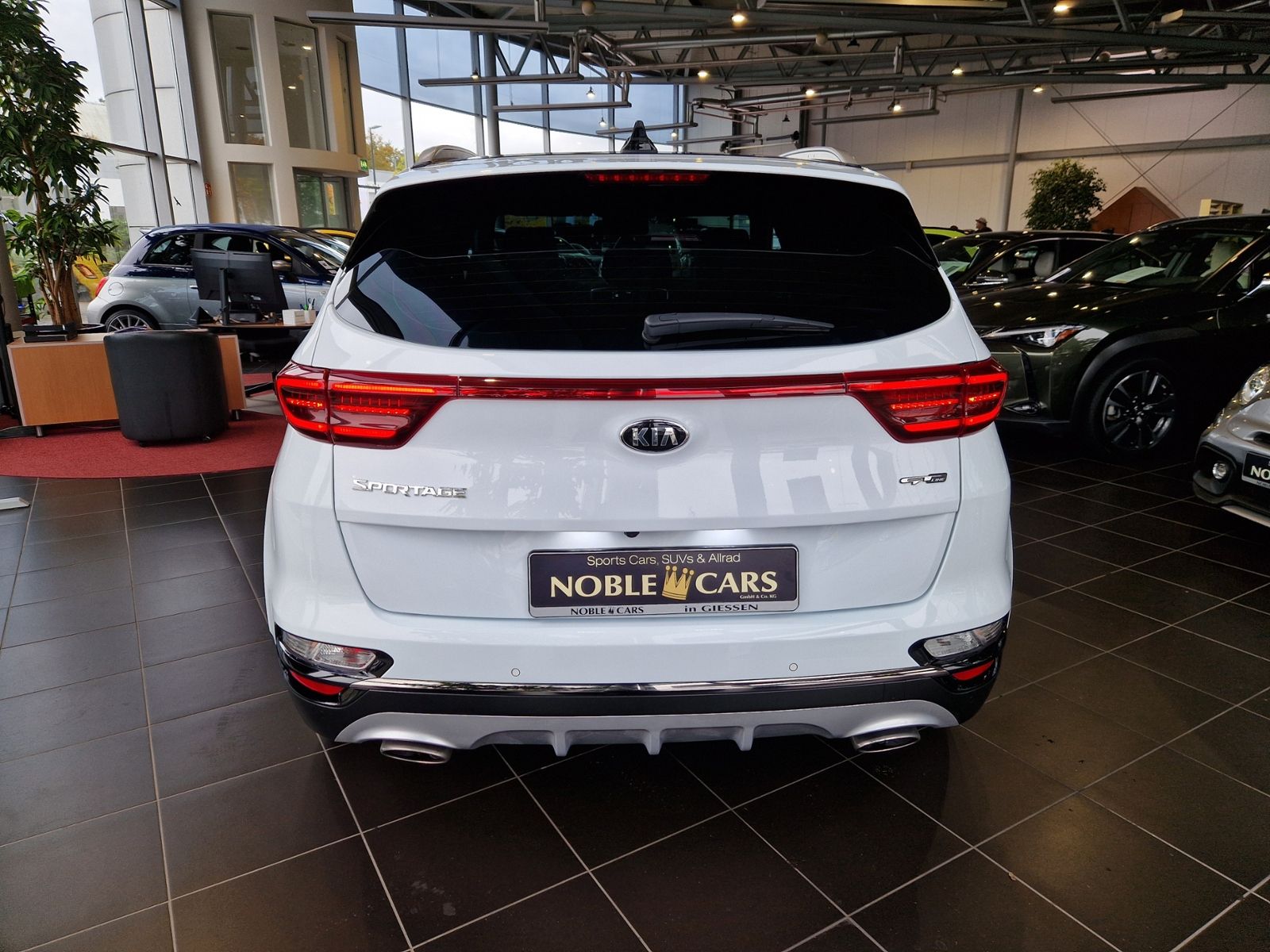 Fahrzeugabbildung Kia Sportage GT-Line 4WD PANO 360° LED