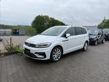 Volkswagen Touran 1.8 TSI DSG Highline R-Line 7-Sitzer DCC - Volkswagen Touran Gebrauchtwagen in Mülheim (Ruhr)