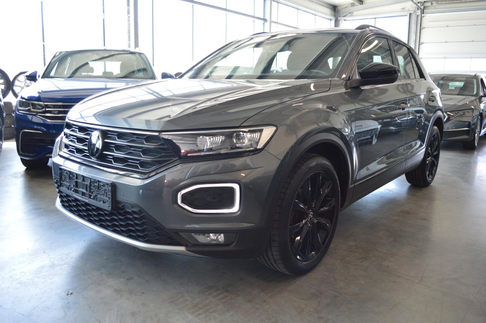 Volkswagen T-Roc 1.5 TSI DSG Sport BLACK|LED|R.KAM|NAVI|18"