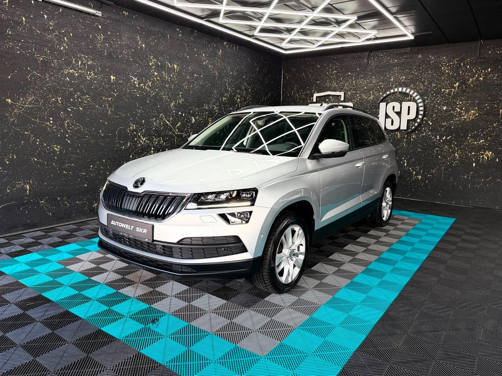 Skoda Karoq Style 4x4/1HND/RFK/SHZ/LHZ/ACC/AHK/LED