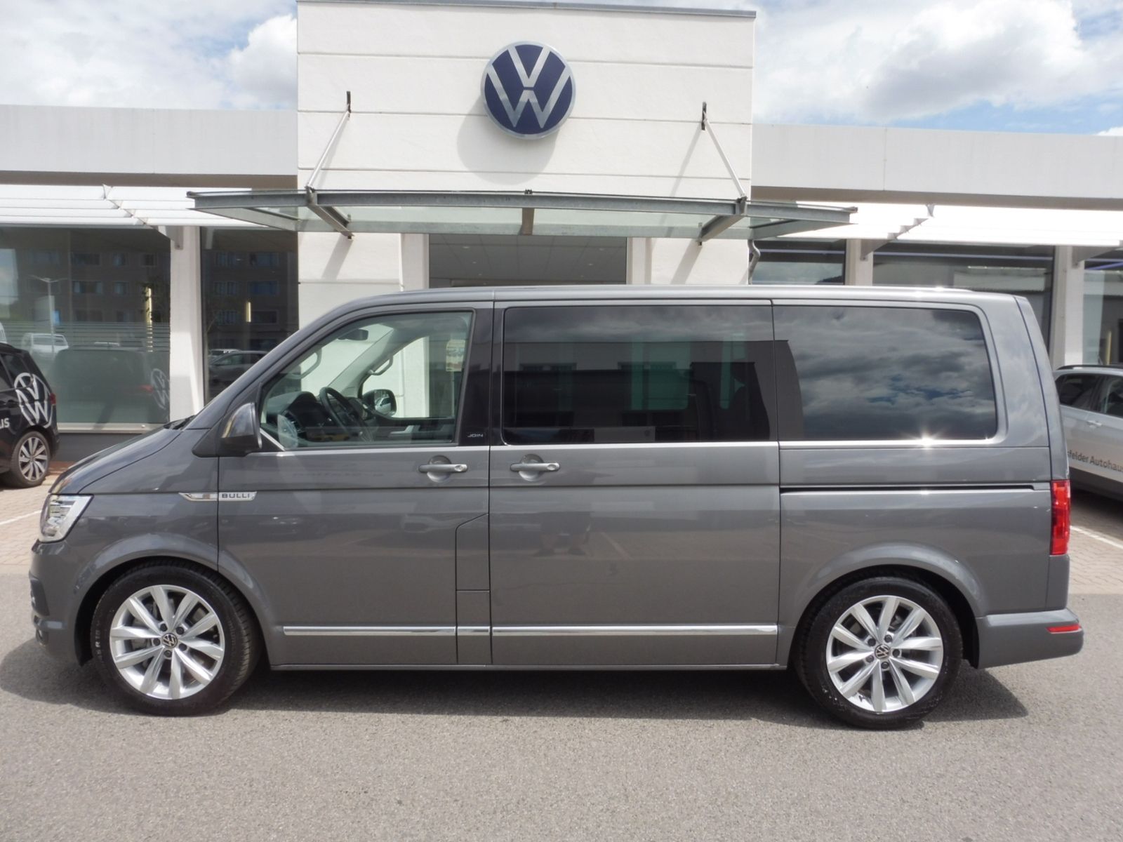 Volkswagen T 6 Multivan Comfortline Join 2,0 TDI foto 3