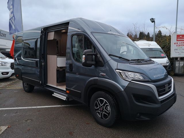 POESSL Roadstar 640 DK Fiat 160PS Maxi Navi Markise