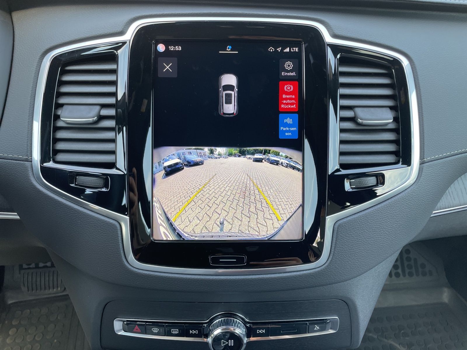 Volvo XC90 T8 AWD Plus Bright AHK LUFT NAVI LED 20LM foto 18