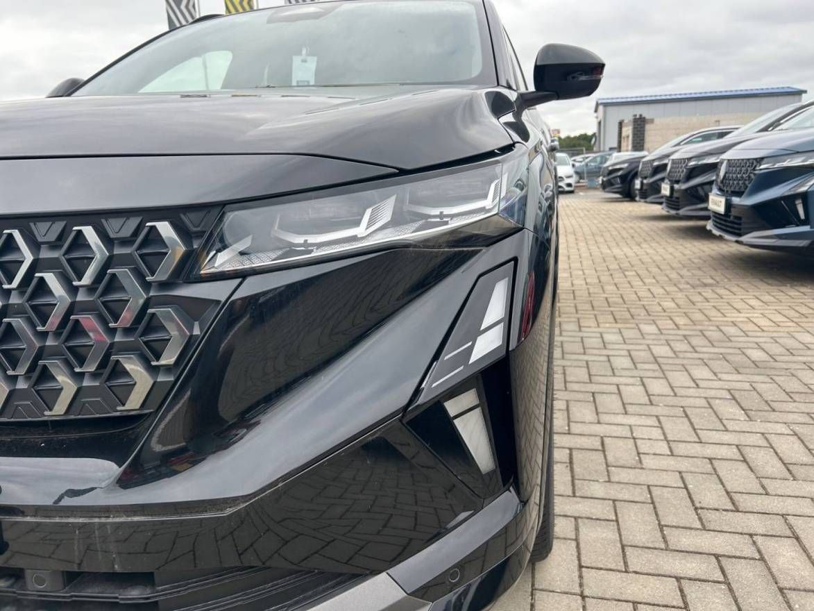 Fahrzeugabbildung Renault Austral Esprit Alpine Full Hybrid E-Tech 200