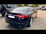 Jaguar XF 3.0 L V6 Diesel S - Premium Luxury - Jaguar XF: Premium Luxury