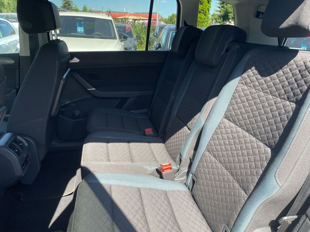 Touran IQ Drive TDi DSG Navi 7S ACC