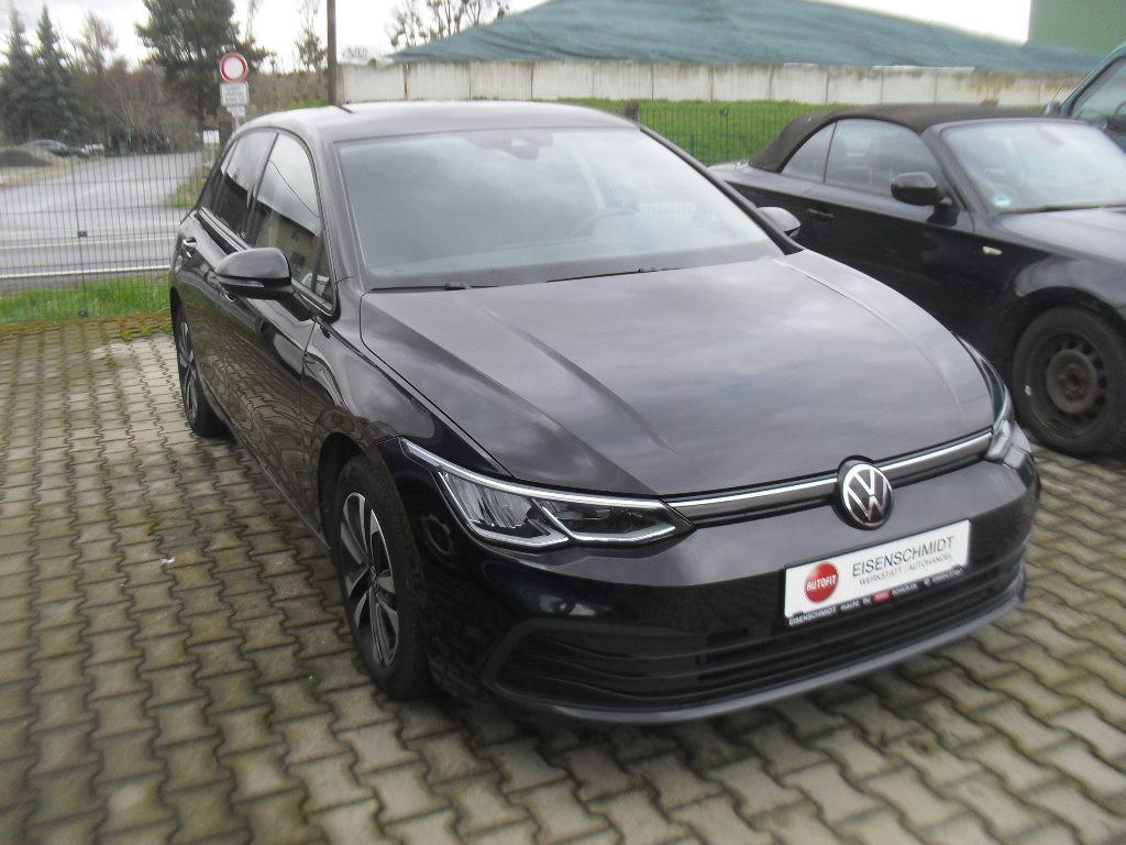 Volkswagen Golf VIII Lim. United LED NAVI SHZ DAB PDC