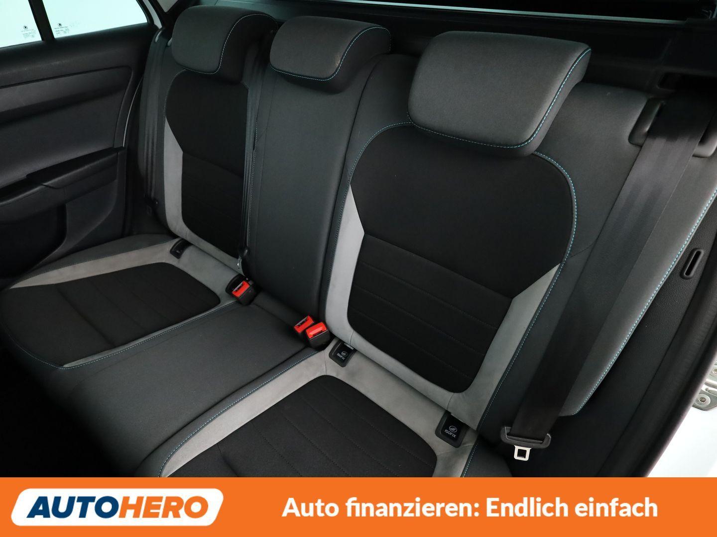 Skoda Fabia 1.2 TSI Joy Aut.*TEMPO*PDC*SHZ*ALU*KLIMA*