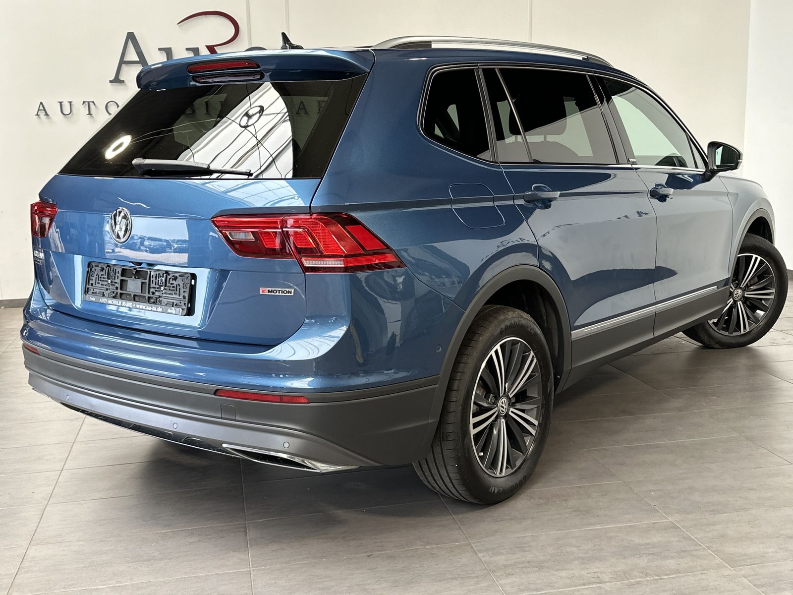Fahrzeugabbildung Volkswagen Tiguan Allspace 4M 7-Sitzer NAV+LED+PANO+HEAD-UP