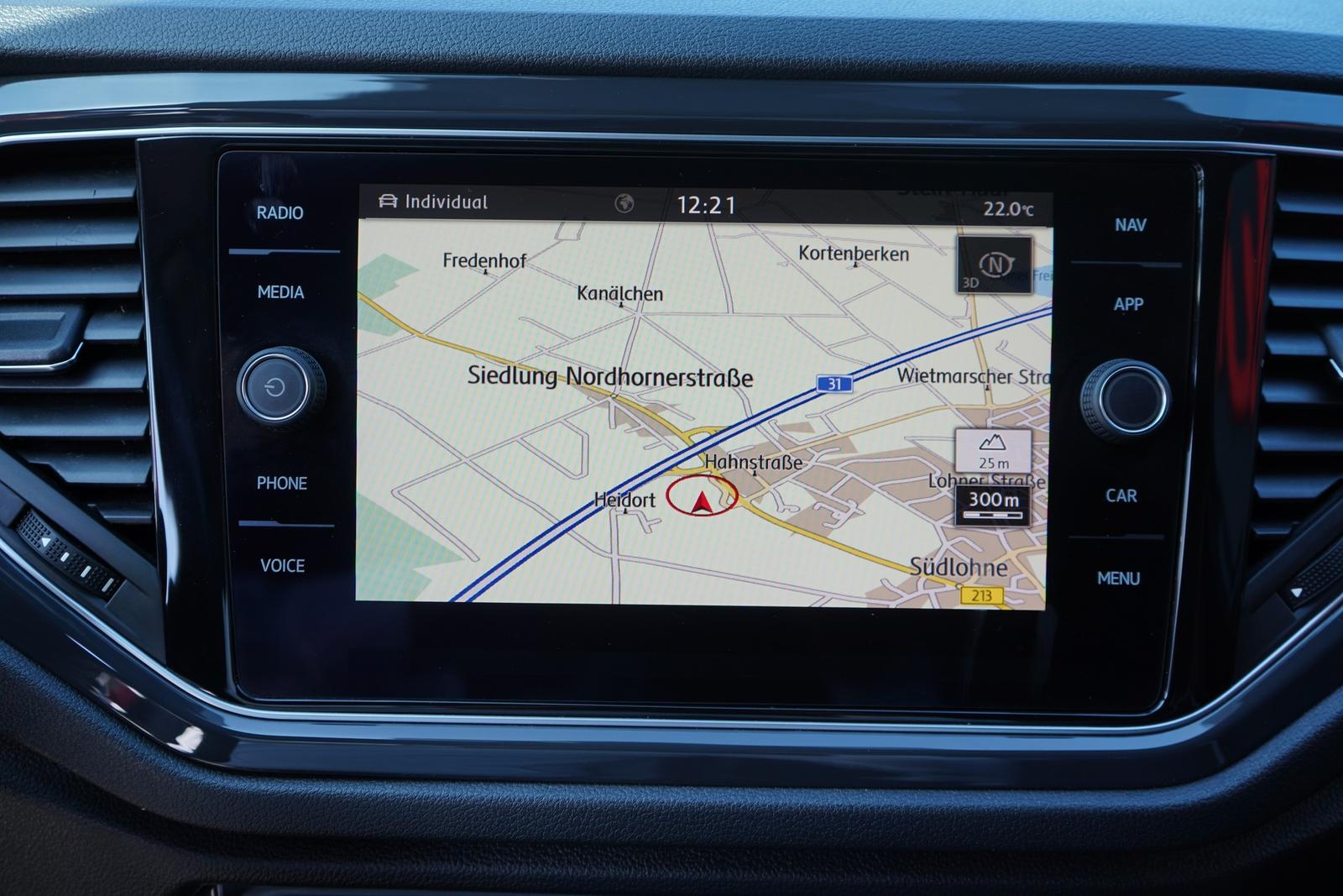 Volkswagen T-Roc 2.0 Sport 4Motion ACC Kamera AHK Teilleder