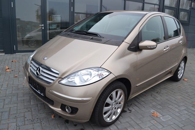 Mercedes-Benz A 200 Elegance Klimaautom Alu +WR Hu 04.2026