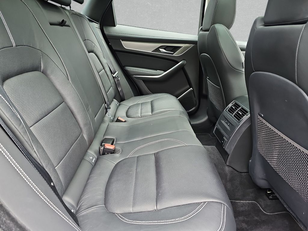 Jaguar F-Pace D300 R-Dynamic S