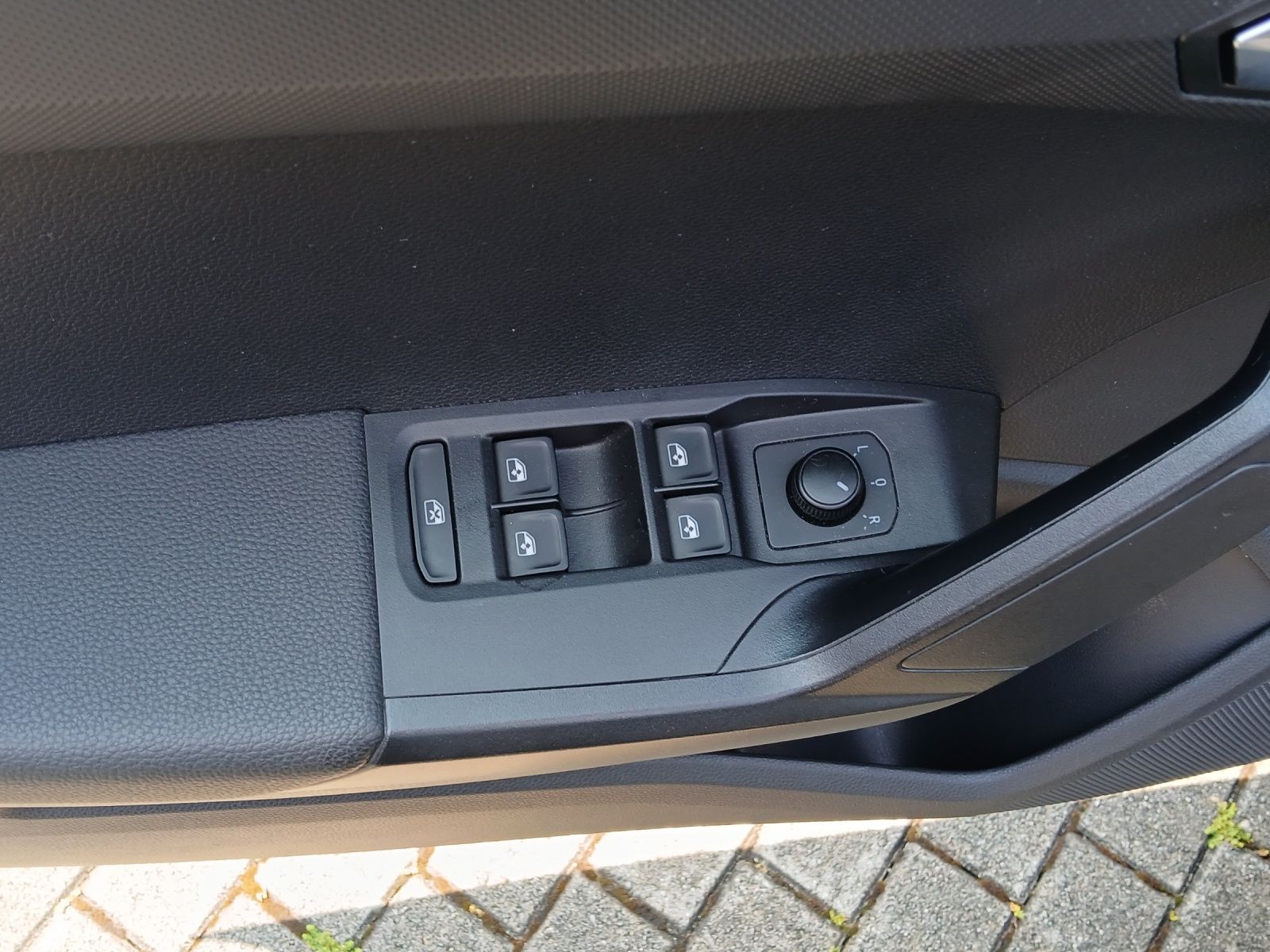 Fahrzeugabbildung SEAT Ibiza TSI Style DSG LED VC ACC RFK SHZ