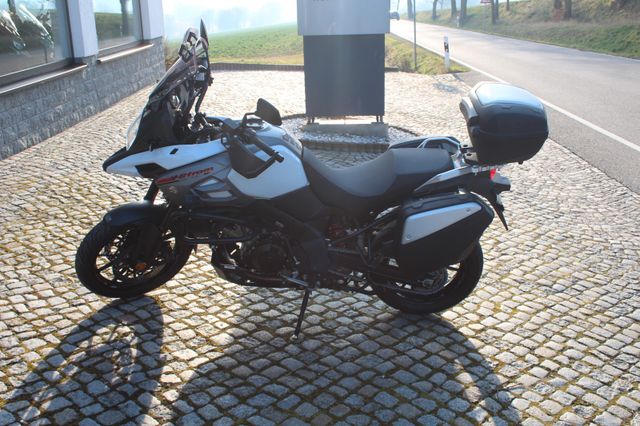 Suzuki DL1000 V-Strom - wenig Kilometer - viel Zubehör