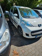 Peugeot 107 Black & Silver Edition 70 Black & Silver... - gebrauchte Peugeot 107 aus dem Jahr 2011