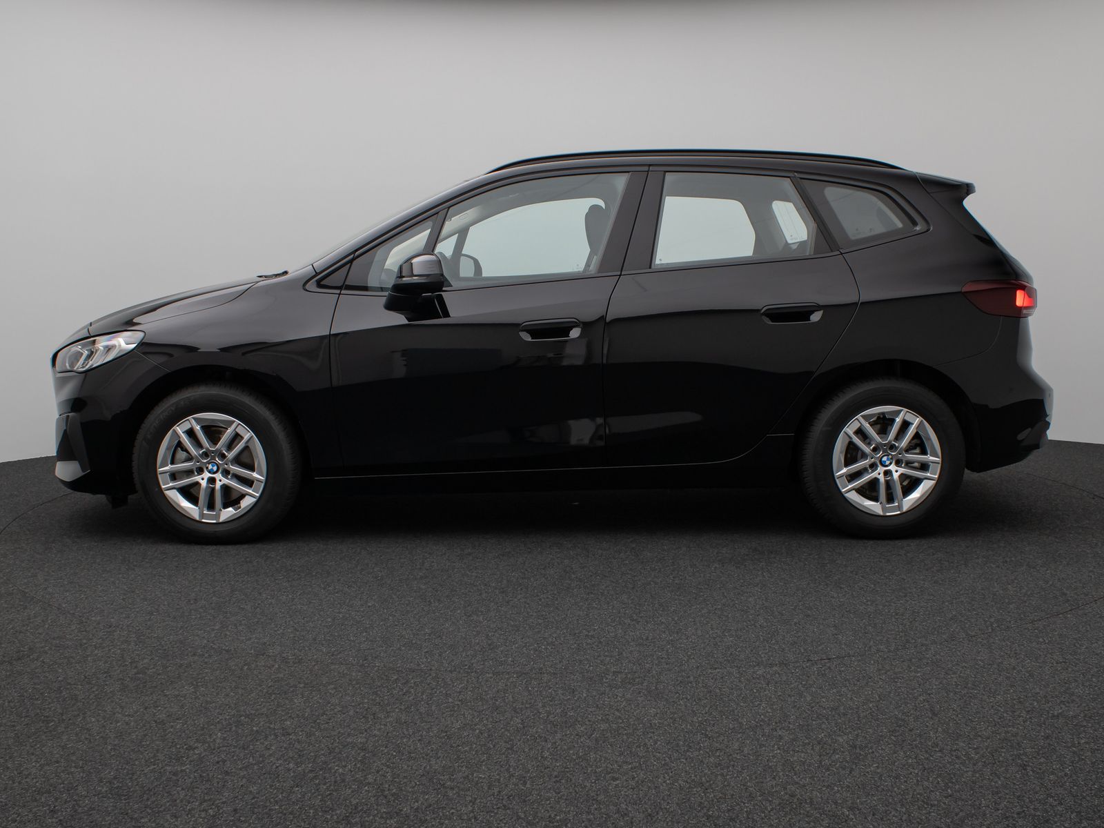 Fahrzeugabbildung BMW 216i Active Tourer Kamera DAB Widsreen Alarm LED