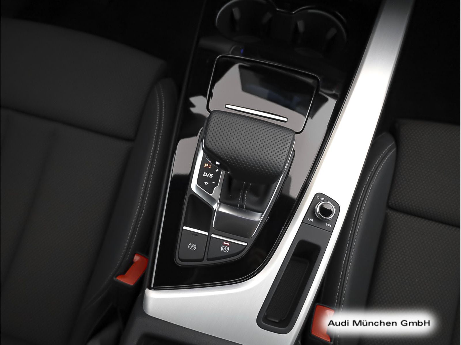 Audi A4 Avant 40 TFSI S tronic S line Competition+ AH foto 18