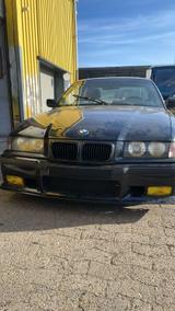 BMW E36 320i 6 Zylinder M-Paket Klassiker - BMW 320: Coupe, E36 320i