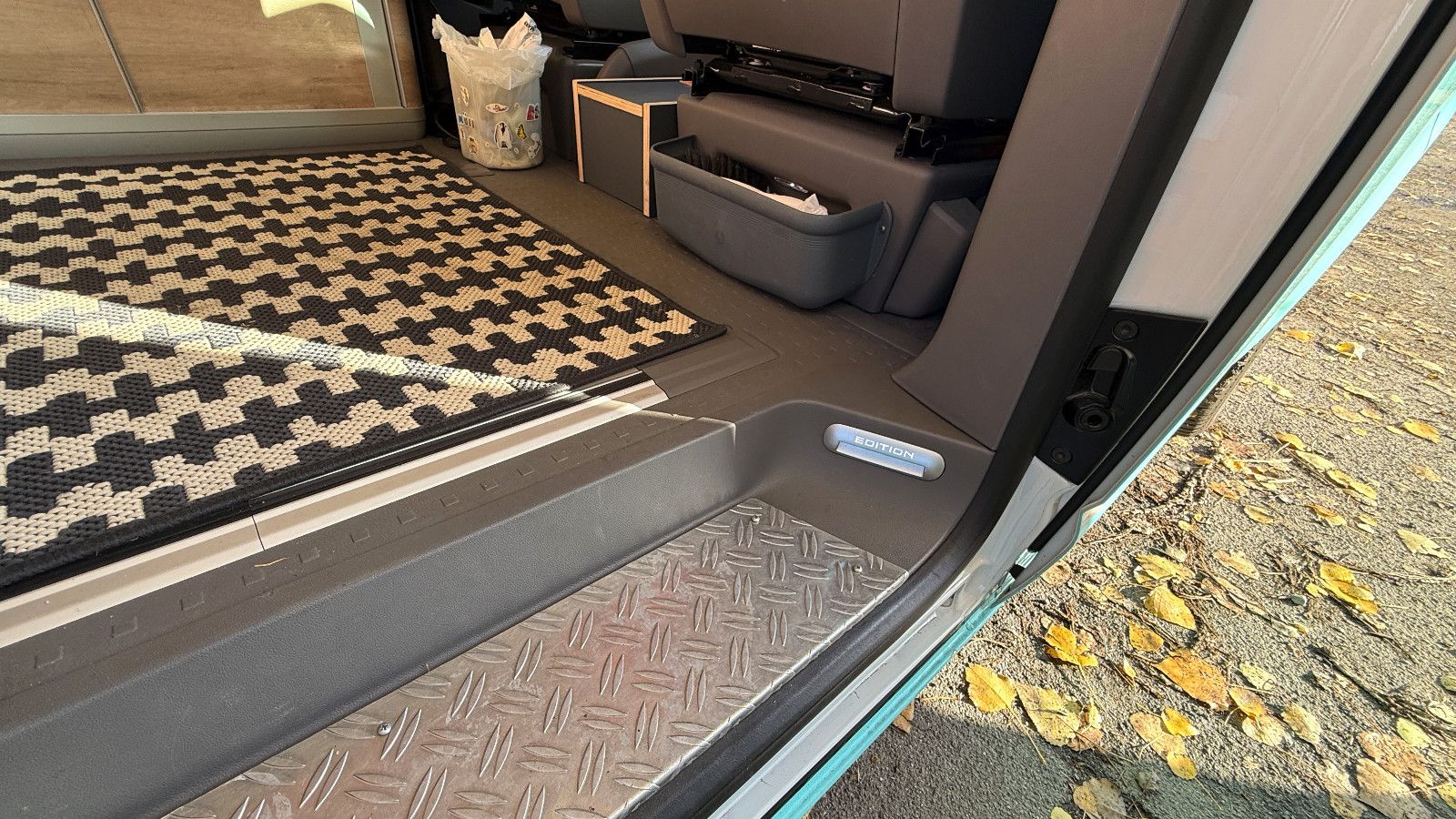 Fahrzeugabbildung Volkswagen T6.1  California