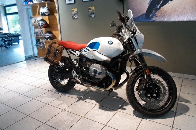 BMW RnineT Urban G/S mit Seitentasche