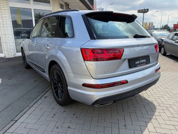 Audi Q7 - 3