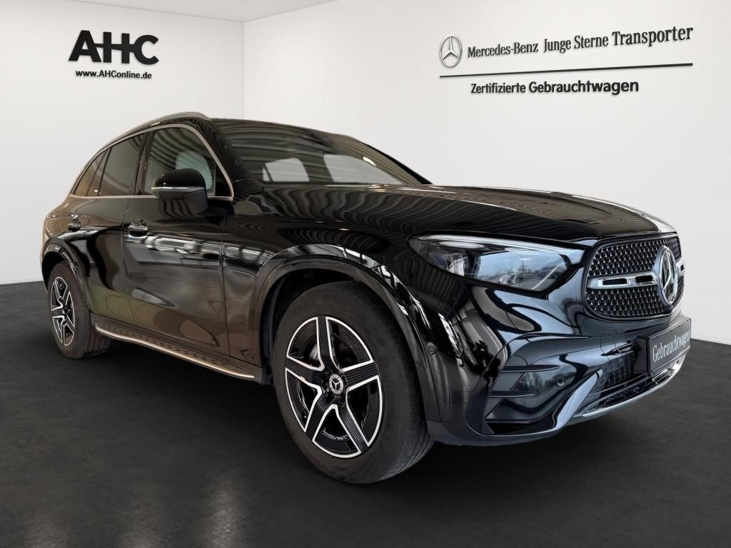 Fahrzeugabbildung Mercedes-Benz GLC 300 d 4M AMG AHK Pano Standhzg. Memo LED SHZ